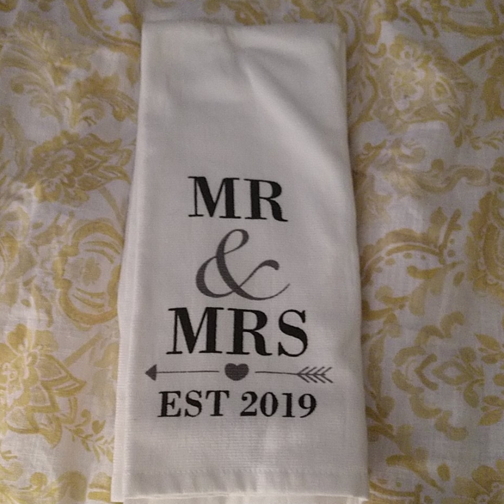 Mr. And Mrs. Towels 2019